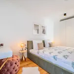 Villa Chloe - Ferienwohnung Pearl